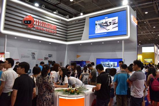 智能机器人的未来发展怎么样?市场大吗